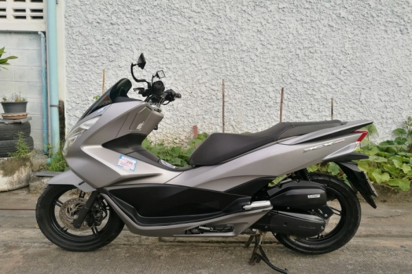 Pcx 150i Allnew 2015 รถบ้านแท้ เจ้าของคนเดียว เล่มชุดโอนครบ Pcx 150i Allnew 2015 รถบ้านแท้ เจ้าของคนเดียว เล่มชุดโอนครบ