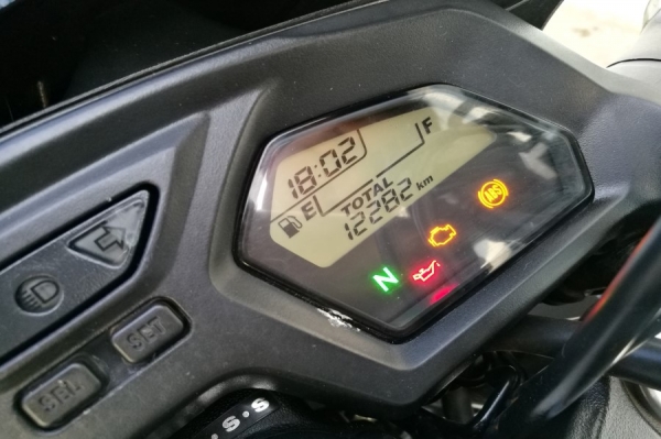 Cb650f abs 2015 รถบ้านแท้ มือเดียว Cb650f abs 2015 รถบ้านแท้ มือเดียว