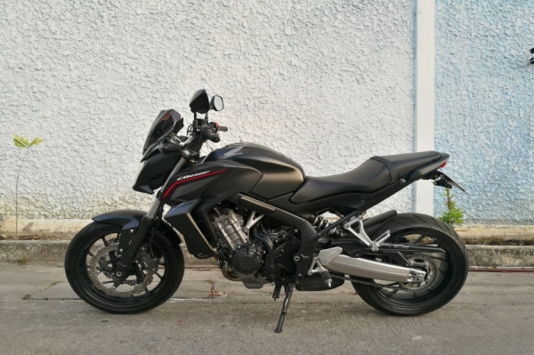 Cb650f abs 2015 รถบ้านแท้ มือเดียว Cb650f abs 2015 รถบ้านแท้ มือเดียว