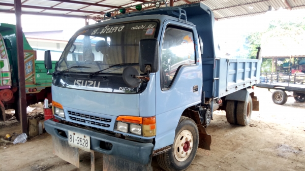 ขายหกล้อดั้มISUZU NPR120แรงฝาขาวสภาพพร้อมใช้เอกสารเล่มชุดโอนพร้อมโทไอดี0843923995