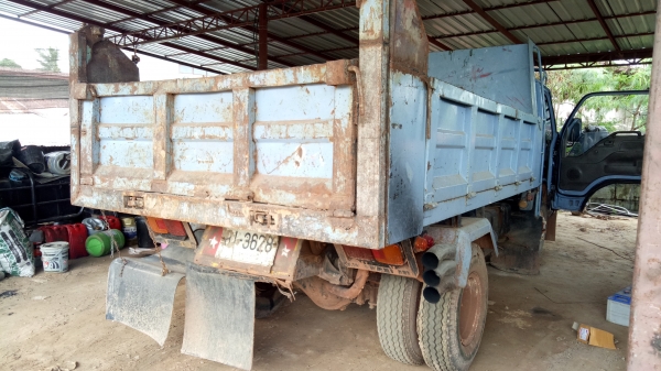ขายหกล้อดั้มISUZU NPR120แรงฝาขาวสภาพพร้อมใช้เอกสารเล่มชุดโอนพร้อมโทไอดี0843923995 ขายหกล้อดั้มISUZU NPR120แรงฝาขาวสภาพพร้อมใช้เอกสารเล่มชุดโอนพร้อมโทไอดี0843923995