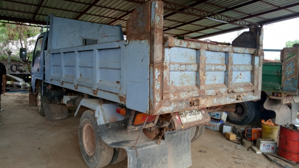 ขายหกล้อดั้มISUZU NPR120แรงฝาขาวสภาพพร้อมใช้เอกสารเล่มชุดโอนพร้อมโทไอดี0843923995 ขายหกล้อดั้มISUZU NPR120แรงฝาขาวสภาพพร้อมใช้เอกสารเล่มชุดโอนพร้อมโทไอดี0843923995