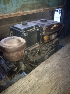 อีแต๋นสี่ล้อดั๊มพร้อมใช้งาน อีแต๋นสี่ล้อดั๊มพร้อมใช้งาน