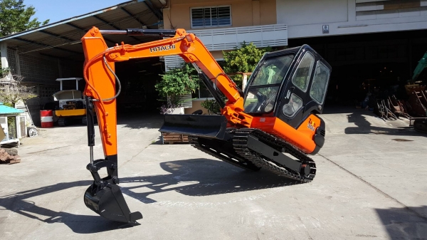 ขาย รถขุด HITACHI รุ่น EX30-2- มือสองญี่ปุ่น แทรกเหล็ก พร้อมหัวเก๋ง มีไลน์กระแทก สลัก บูท เอวแน่น 100\% สวยพร้อมใช้งาน มือถือ/LINE ID : 0818753444