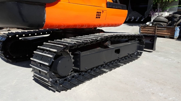 ขาย รถขุด HITACHI รุ่น EX30-2- มือสองญี่ปุ่น แทรกเหล็ก พร้อมหัวเก๋ง มีไลน์กระแทก สลัก บูท เอวแน่น 100\% สวยพร้อมใช้งาน มือถือ/LINE ID : 0818753444