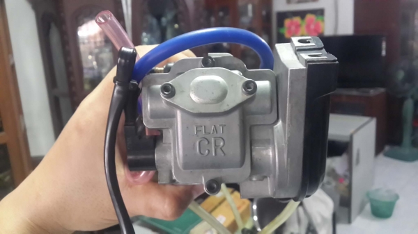 คาร์บูแฟลต สไลค์ fcr ใส่ WR 450 แปลงใส่ SR 400 ได้เลยครับ มือ 1 เมืองไทย