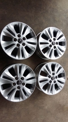 ขายล้อแม็ก revo 16"&times;6" et45 5รู114.3 สนใจติดต่อร้าน ก.เจริญการยางครับ 081-3747940a