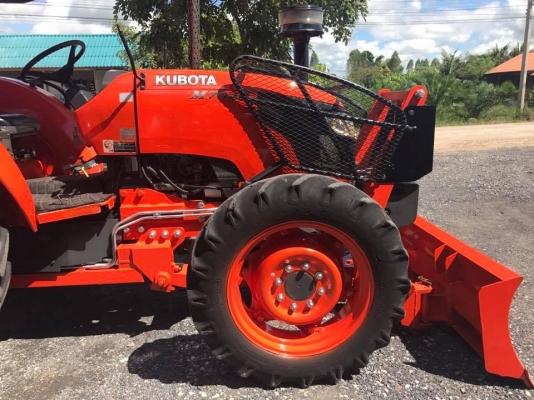 ขายรถไถคูโบต้า #M7040(4WD)2เพลา ทำงาน 1,900ชั่วโมงใบมีดดันดินและผาน7 ราคา 528,000 บาท สนใจโทร 081-9136451. 087-8390653 ขอดูรูปทาง Line:Bow6451  สภาพพร้อมใช้งาน เครื่องดี เกียร์ดี  #เล่มทะเบียนพร้อม. #จัดส่งฟรีทั่วไทย