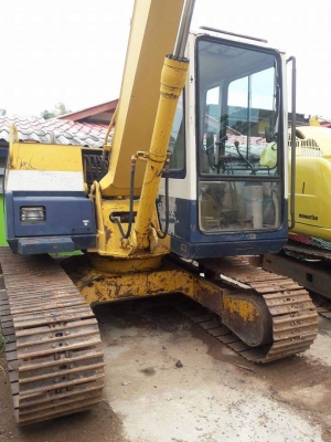 ขายKOMATSU PC60-6  เก่าญี่ปุ่นแท้  เดิมๆๆ  สภาพสวย  3,XXX  ชั่วโมง  ยังไม่เคยใช้งานไทย  ลองระบบกันได้ทุกวัน  โทร  089-3818694  ดวงนภา