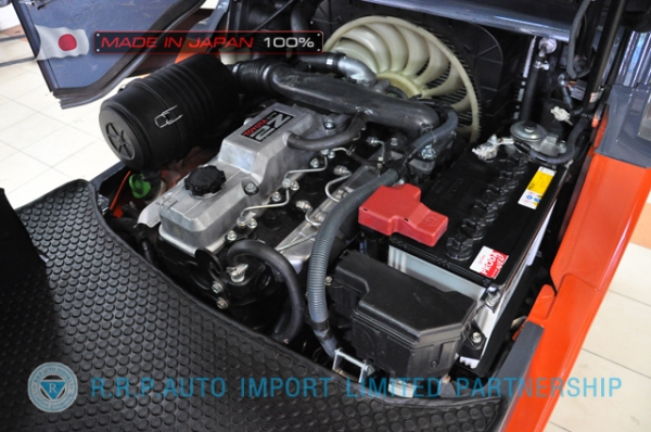 ขายรถโฟล์คลิฟท์มือสอง TOYOTA รุ่น 8FD30-13265 นำเข้าจากประเทศญี่ปุ่น 100\% ไม่เคยใช้งานในไทย