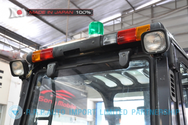 ขายรถโฟล์คลิฟท์มือสอง TOYOTA รุ่น 8FD30-13265 นำเข้าจากประเทศญี่ปุ่น 100\% ไม่เคยใช้งานในไทย