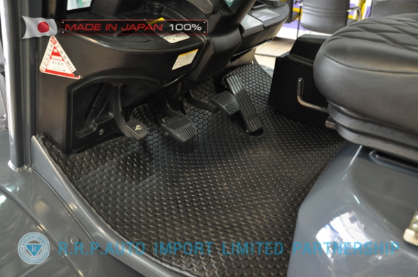 ขายรถโฟล์คลิฟท์มือสอง TOYOTA รุ่น 8FD30-13265 นำเข้าจากประเทศญี่ปุ่น 100\% ไม่เคยใช้งานในไทย