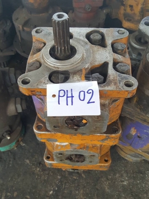 ปั้มไฮดรอลิค KOMATSU 12HD ราคา 20000