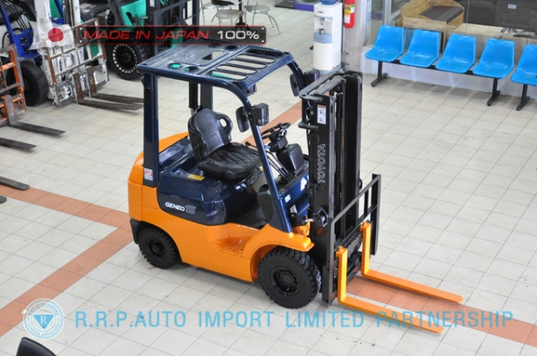 ขายรถโฟล์คลิฟท์มือสอง TOYOTA รุ่น 7FD15-18437 นำเข้าจากประเทศญี่ปุ่น 100\% ไม่เคยใช้งานในไทย