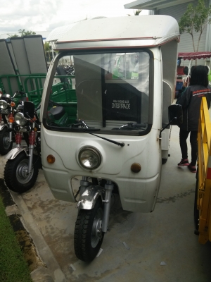 รถสามล้อเอนกประสงค์ ลดราคาพิเศษสุดๆ สนใจสินค้าติดต่อเซลสันต์เลยครับ