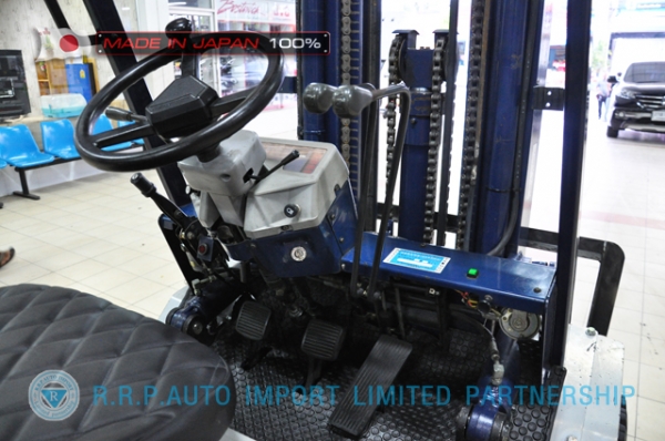 ขายรถโฟล์คลิฟท์มือสอง KOMATSU รุ่น FG30H-490448 นำเข้าจากประเทศญี่ปุ่น 100\% ไม่เคยใช้งานในไทย