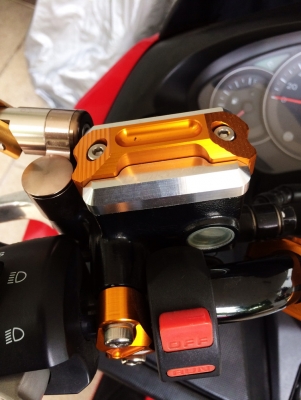 ฟรีดาวน์ Honda Forza300 ปี13 รถสวยออกศูนย์มือแรกพร้อมของแต่ง
