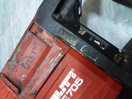 ขายสกัดทำลายปูน hilti แท้ ใช้งานได้