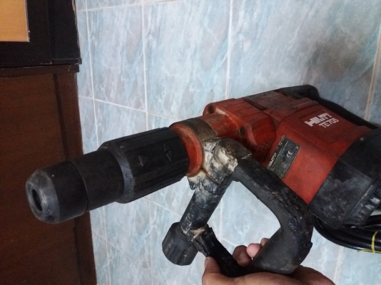 ขายสกัดทำลายปูน hilti แท้ ใช้งานได้