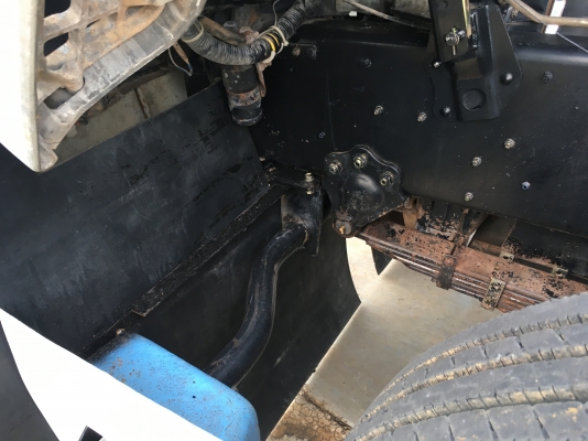 ขายด่วนสิบล้อดั้มสามมิตร320ปี48 มีระบบลาก สภาพสวยเดิมๆบางๆ