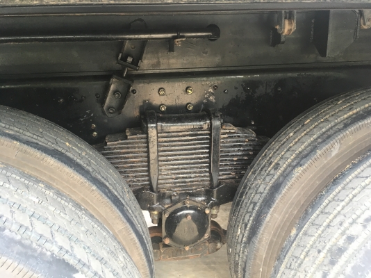 ขายด่วนสิบล้อดั้มสามมิตร320ปี48 มีระบบลาก สภาพสวยเดิมๆบางๆ