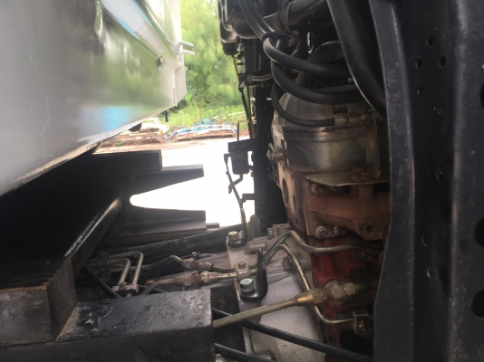 ขายด่วนสิบล้อดั้มสามมิตร320ปี48 มีระบบลาก สภาพสวยเดิมๆบางๆ