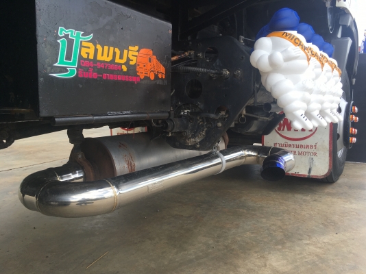 ขายด่วนสิบล้อดั้มสามมิตร320ปี48 มีระบบลาก สภาพสวยเดิมๆบางๆ