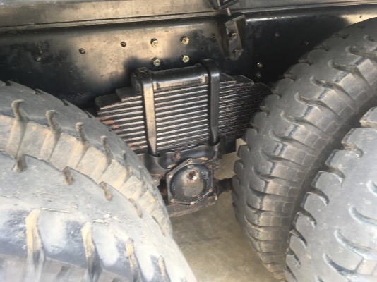 ขายด่วนสิบล้อดั้มสามมิตร320ปี48 มีระบบลาก สภาพสวยเดิมๆบางๆ