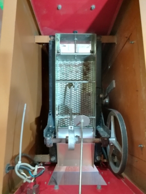 เครื่องคัดหิน A-150 เก่าญี่ปุ่น กำลังการผลิต 300 กิโลกรัม/ชม. เครื่องคัดหิน A-150 เก่าญี่ปุ่น กำลังการผลิต 300 กิโลกรัม/ชม.