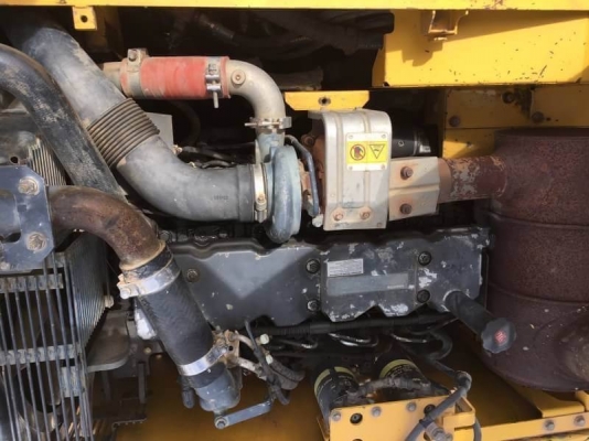 ขาย 1,350,000 บาท รถแบคโฮ KOMATSU PC200-8 ใช้งาน 15,xxx ชั่วโมง สภาพสวย พร้อมใช้งาน เอกสารเล่มทะเบียน   รถอยู่ บางนา โทร&amp;ไอดีไลน์ 0610710295