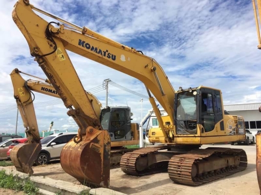 ขาย 1,350,000 บาท รถแบคโฮ KOMATSU PC200-8 ใช้งาน 15,xxx ชั่วโมง สภาพสวย พร้อมใช้งาน เอกสารเล่มทะเบียน   รถอยู่ บางนา โทร&amp;ไอดีไลน์ 0610710295
