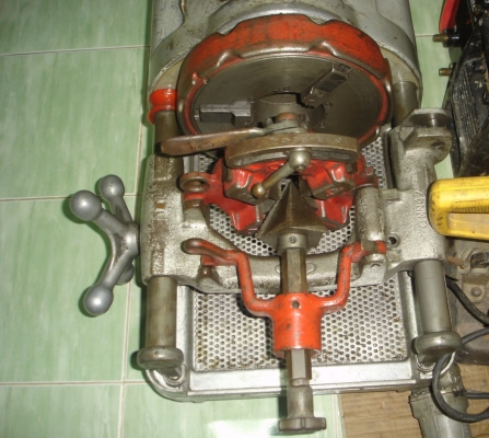 ขายเครื่องต๊าปเกลียว3นิ้ว REX 80ADX    made in japan