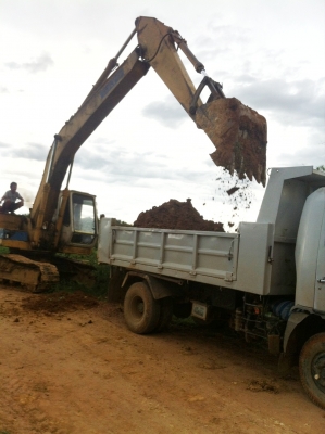 ขาย Kato เครื่องดี ปั๊มดี โช่ใหม่หนึ่งข้าง ใช้งานดีมีแอร์พร้อม  420000 บาท โทร. 088-2807608