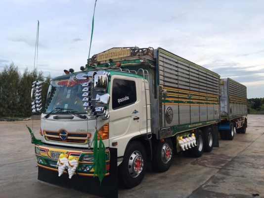 รถพ่วง Hino mega เครื่อง 260 แรง ปี 47 แม่ 12 ล้อ ลูก 2 เพลา กระบะดัมพ์อู่ส.สมบัติ ใส่ของได้30ตัน สภาพสวยพร้อมใช้ ยางเต็ม เดิมๆบางๆ ทะเบียนพร้อม