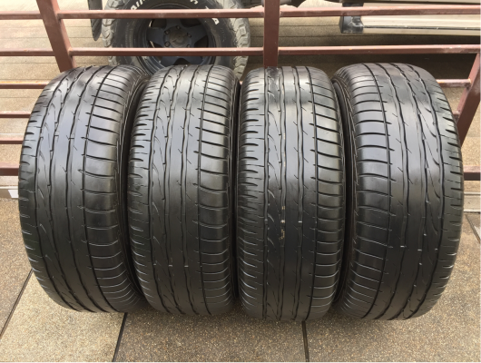 ยาง Maxxis 265 65 17 ปลายปี16 ดอกเต็ม ไม่มีปะ ใช้ยาว ราคาไม่แพง