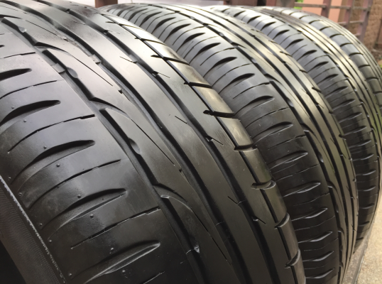 ยาง Maxxis 265 65 17 ปลายปี16 ดอกเต็ม ไม่มีปะ ใช้ยาว ราคาไม่แพง