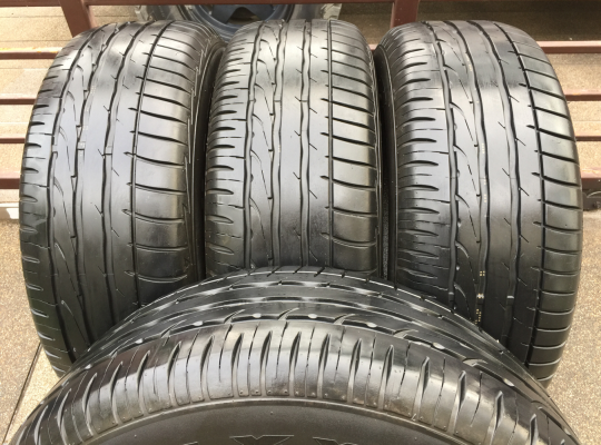 ยาง Maxxis 265 65 17 ปลายปี16 ดอกเต็ม ไม่มีปะ ใช้ยาว ราคาไม่แพง