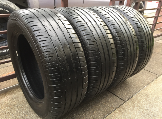ยาง Maxxis 265 60 18 ปี16 ดอกเต็ม ไม่มีปะ ใช้ยาว ราคาไม่แพง