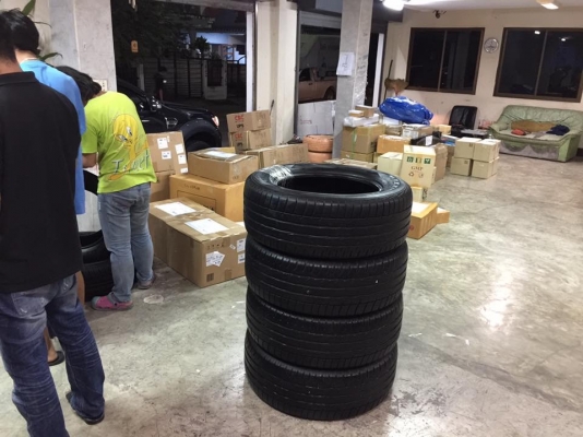 ยาง Maxxis 265 60 18 ปี16 ดอกเต็ม ไม่มีปะ ใช้ยาว ราคาไม่แพง