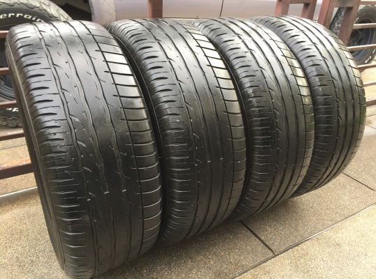 ยาง Maxxis 265 60 18 ปี16 ดอกเต็ม ไม่มีปะ ใช้ยาว ราคาไม่แพง