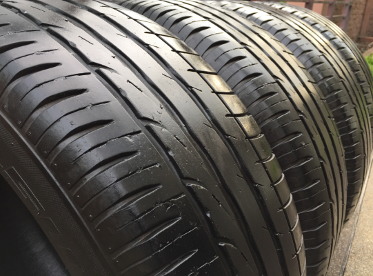 ยาง Maxxis 265 60 18 ปี16 ดอกเต็ม ไม่มีปะ ใช้ยาว ราคาไม่แพง