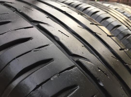 ยาง Maxxis 265 60 18 ปี16 ดอกเต็ม ไม่มีปะ ใช้ยาว ราคาไม่แพง