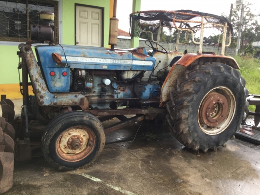 ford 5000 77 t5 อุปกรณ์7ชิ้น