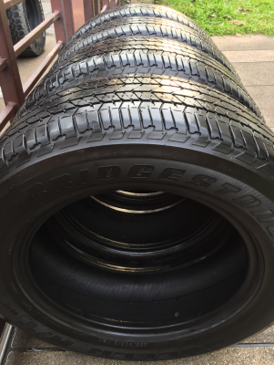 ยาง Bridgestone 255 60 18 ปลายปี16 ดอกเต็ม ใช้ยาว ราคาไม่แพง