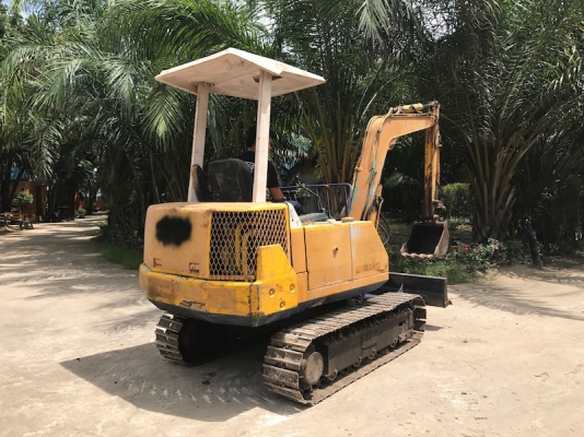 KOMATSU PC20-6 คอนโทลแน่น ปั้มแรง สวยเดิมจากญี่ปุ่น ทำงานสมบูรณ์ทุกระบบ รับรองไม่ผิดหวัง 185,000 เท่านั้น!!