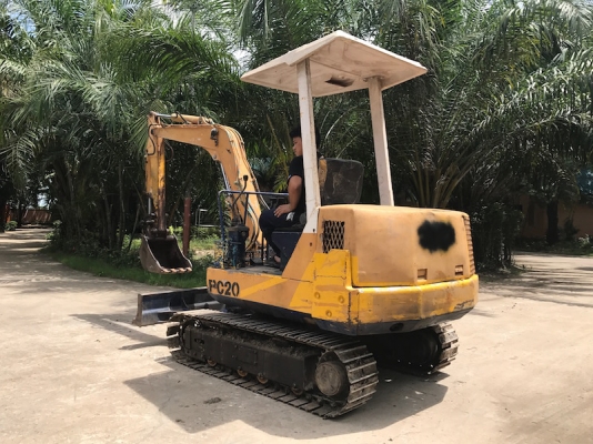 KOMATSU PC20-6 คอนโทลแน่น ปั้มแรง สวยเดิมจากญี่ปุ่น ทำงานสมบูรณ์ทุกระบบ รับรองไม่ผิดหวัง 185,000 เท่านั้น!!