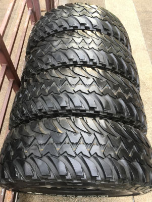 ยาง Mud Bridgestone 265 75 16 ปลายปี13 ดอกเยอะ ไม่มีปะ ราคาไม่แพง