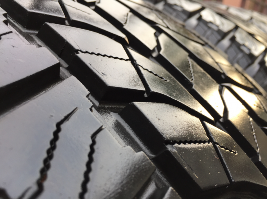 ยาง All Yokohama 265 65 17 ปี13 ดอกเต็ม ใช้ยาว ราคาไม่แพง