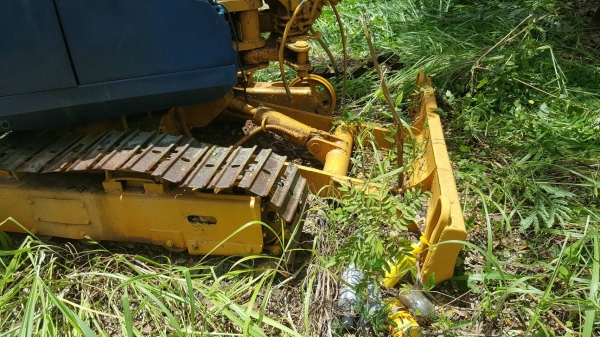 ขายตามสภาพ แบคโฮ KOMATSU PC20-6 ไม่มีปั้มไฮดรอริค ไม่มีตัวเดิน 1 ข้าง เอกสารใบซื้อขาย