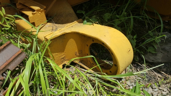 ขายตามสภาพ แบคโฮ KOMATSU PC20-6 ไม่มีปั้มไฮดรอริค ไม่มีตัวเดิน 1 ข้าง เอกสารใบซื้อขาย